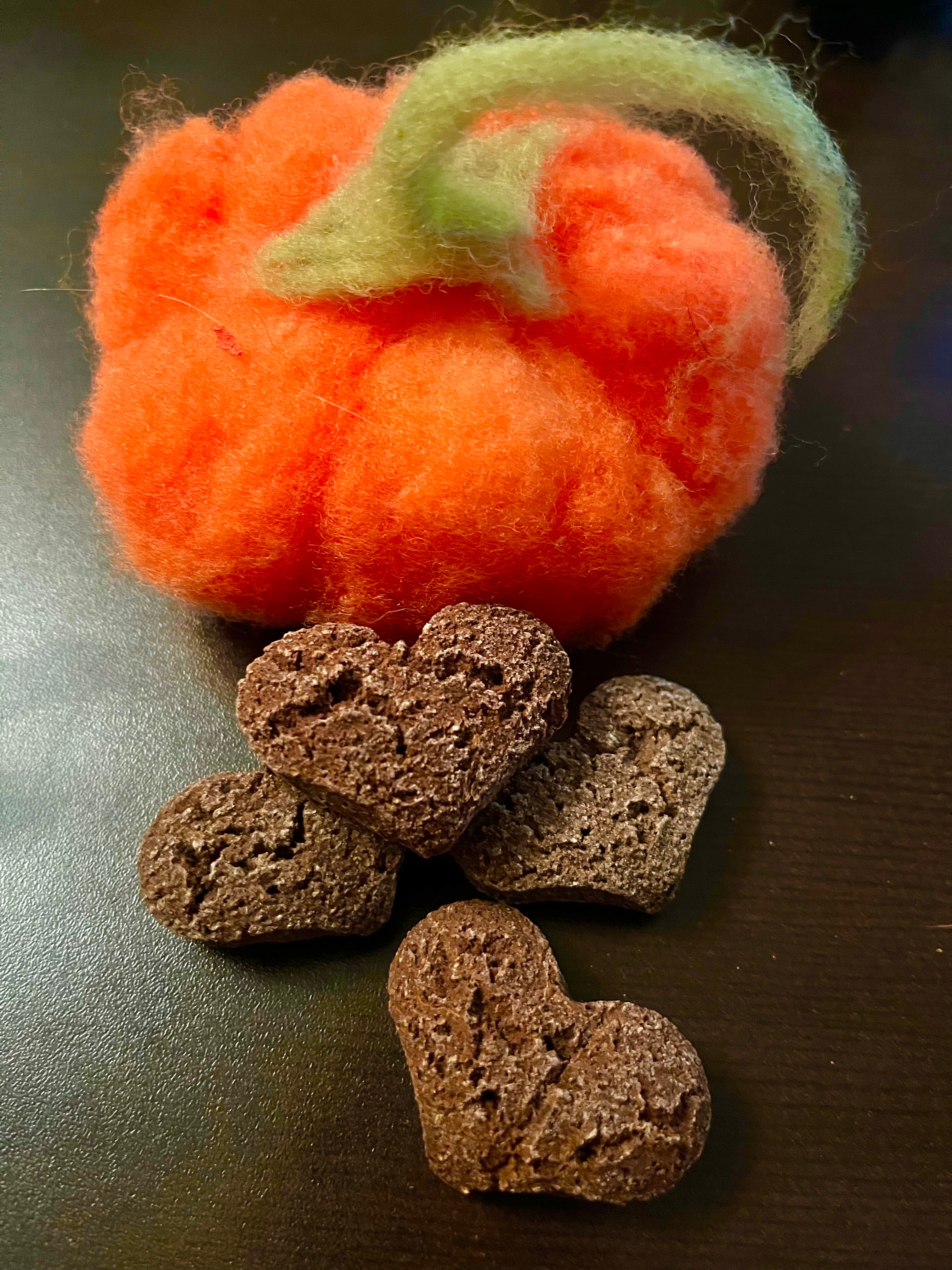 Grain Free Heart Biscuits - PUMPKIN 200g